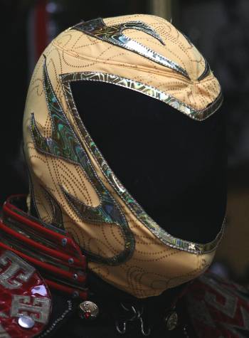 Tinielbas Tribal Pattern Pro-Grade Mask